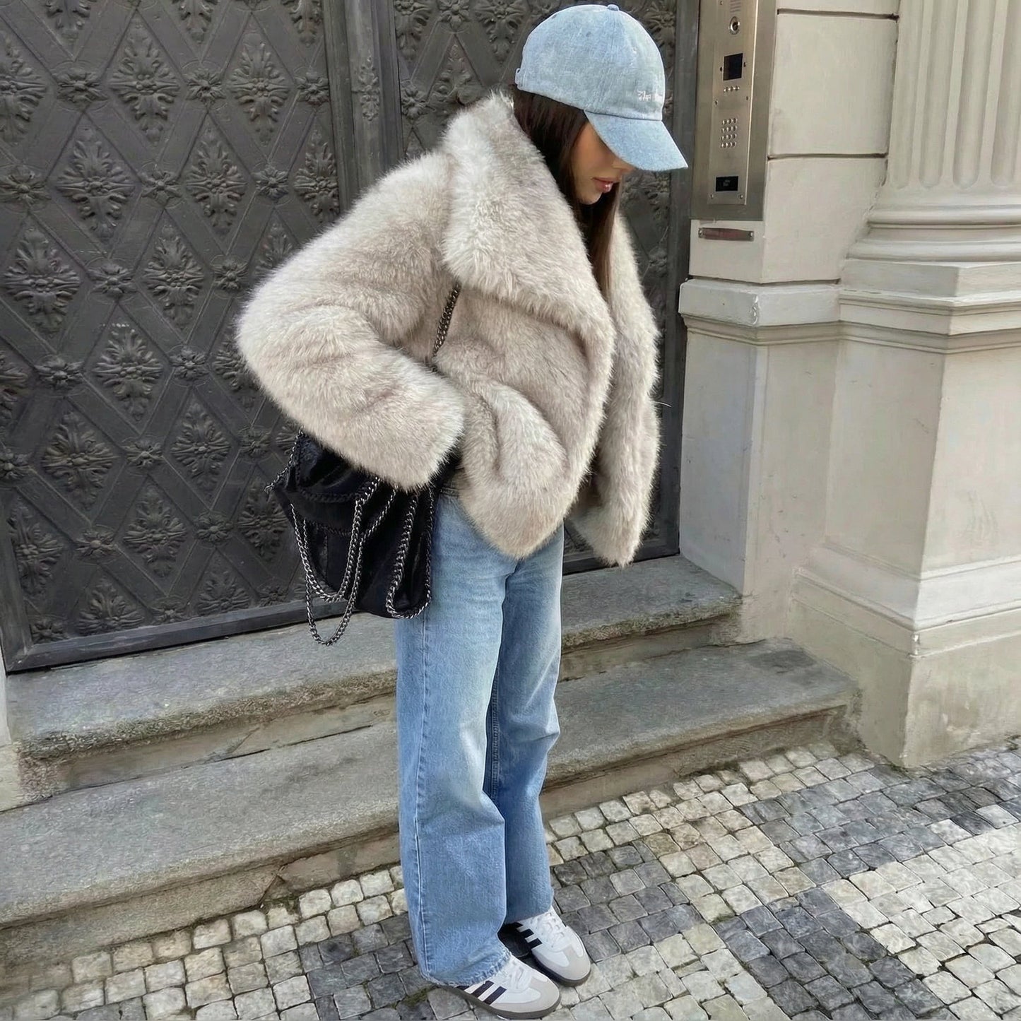 VICTORIA™ | Faux Fur Luxury Coat
