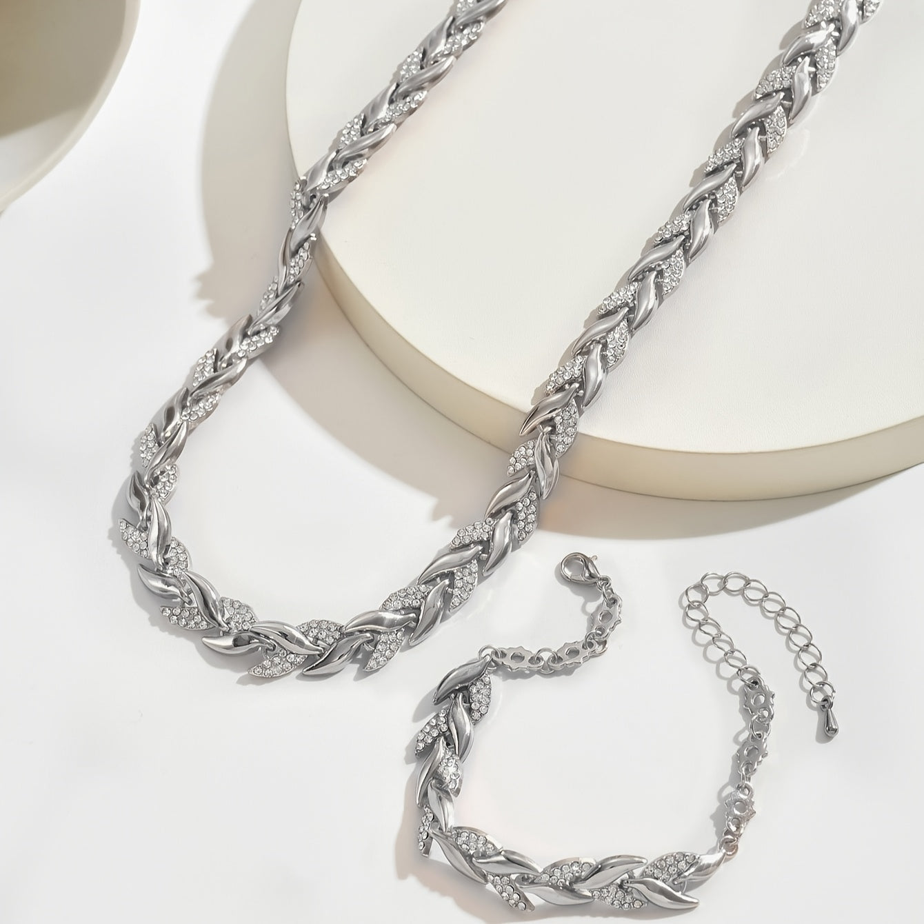 Laluna® | Handcrafted Fishtail Necklace
