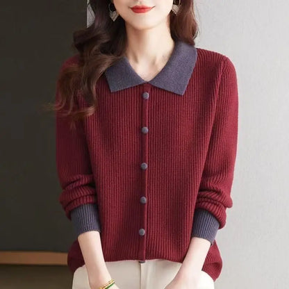 Clara™ | Contrast Collar Buttoned Knit Sweater