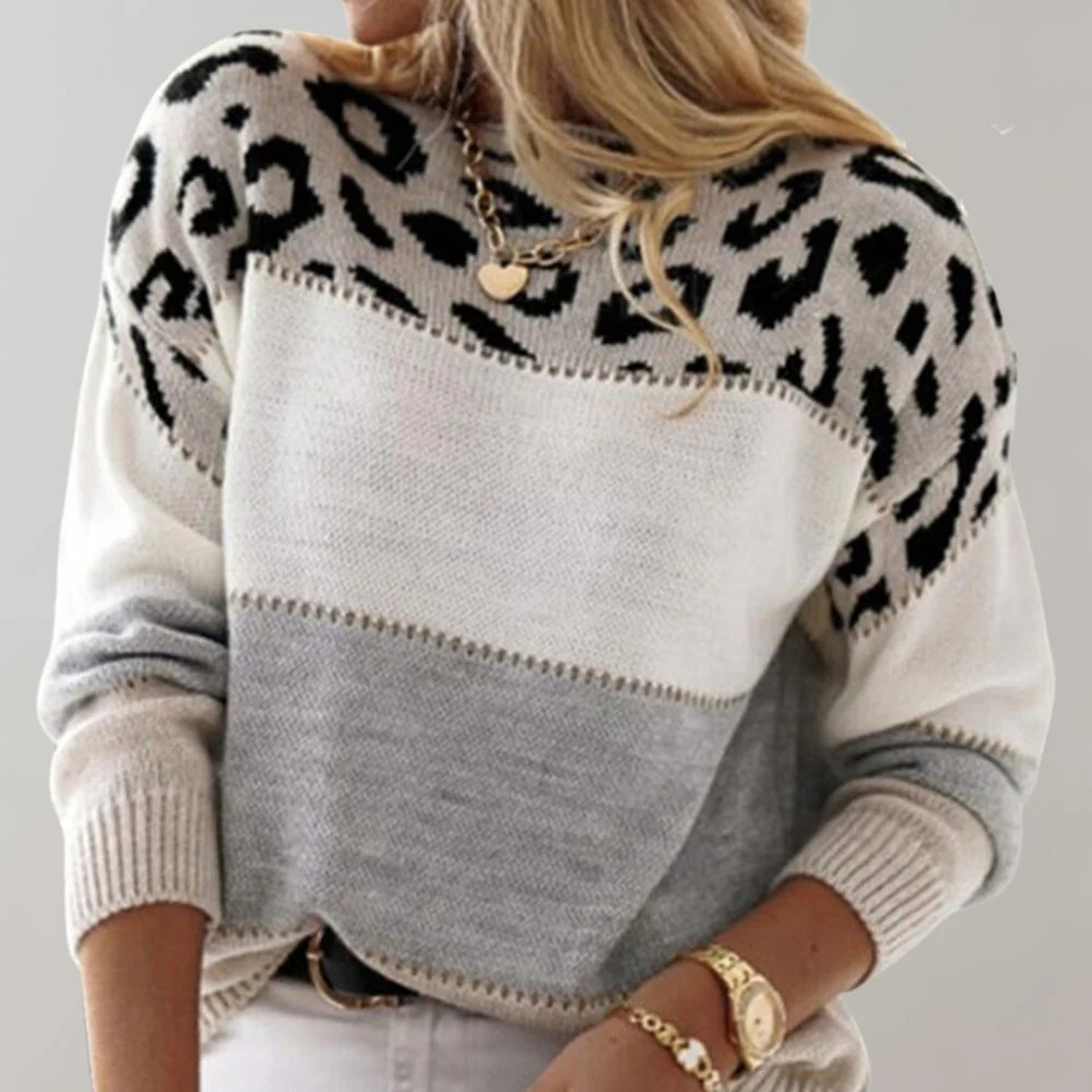 CASA NUA™ | Elegant Leopard Sweater